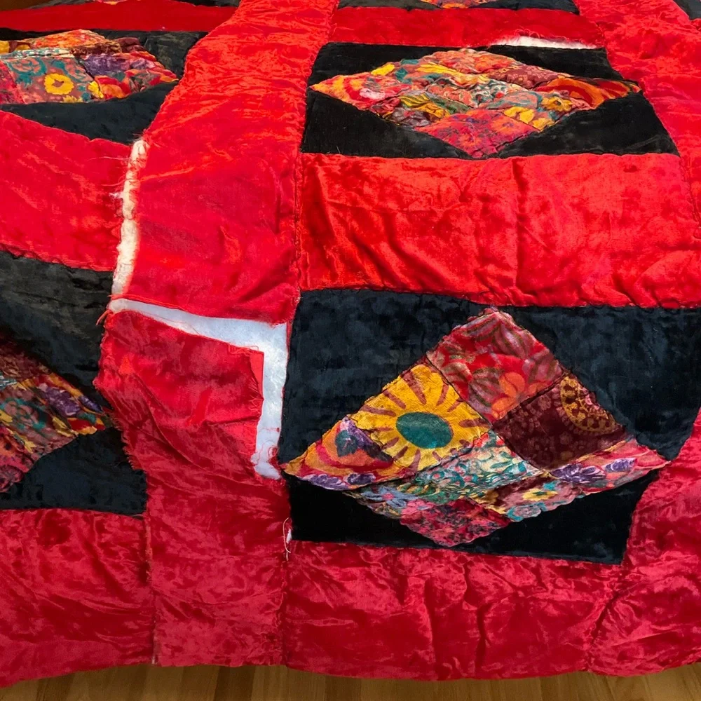 vtg HANDMADE Velvet Quilt Patchwork FLAWED Red Black